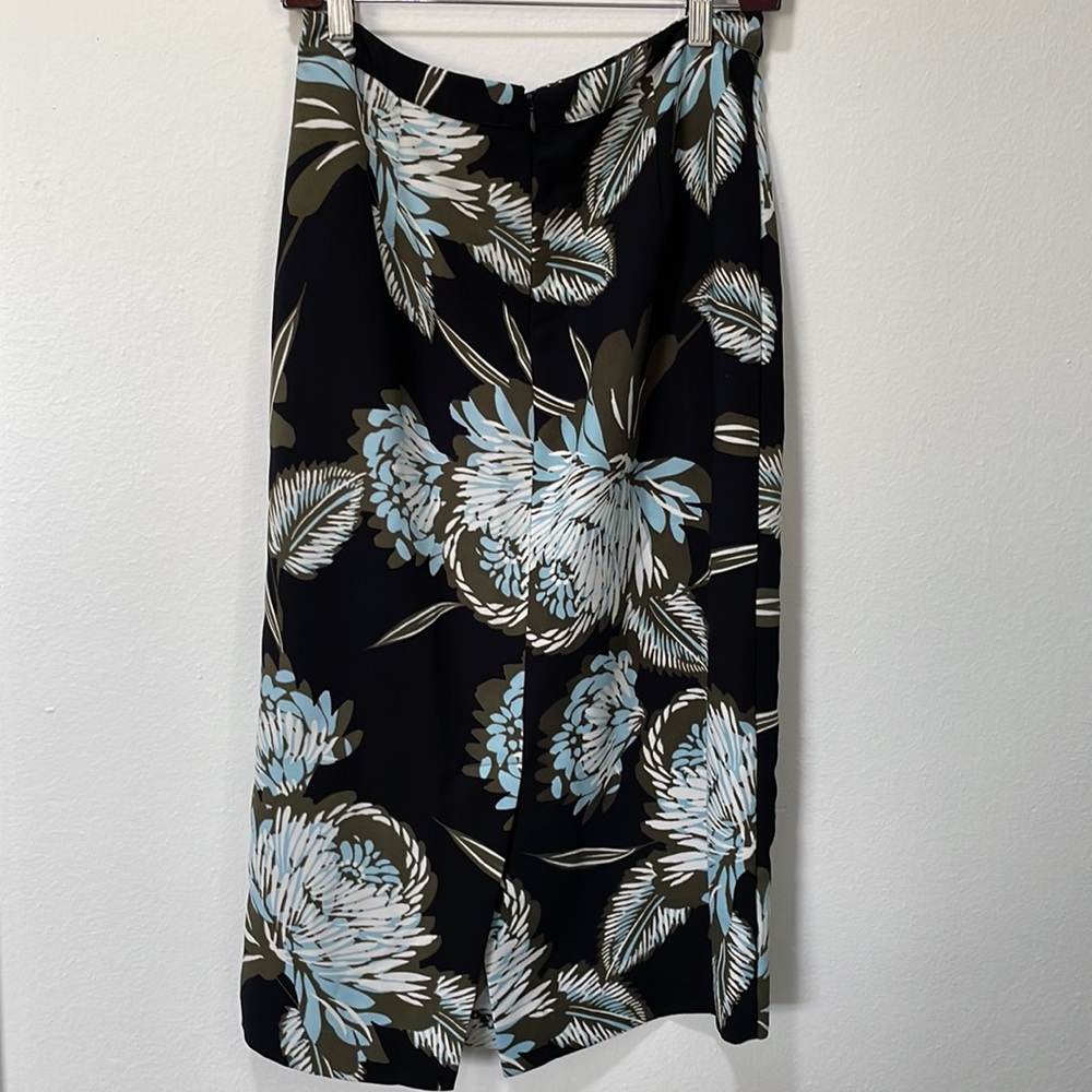 WHOWHATWEAR - Picture 4 of 11